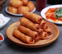 Пирожки с сосиской