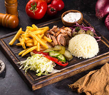Мясо по-турецки с гарниром
