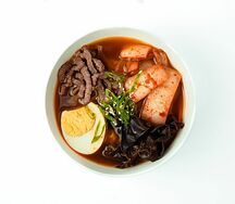 Кимчи рамен с говядиной