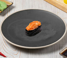 Запеченные суши с тигровой креветкой