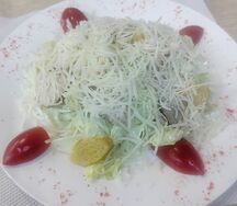 Салат Цезарь с курицей