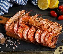 Лангустины в остро-сладком соусе