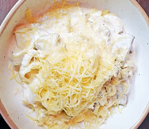 Феттуччине с шампиньонами и куриным филе