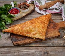 Слойка с ветчиной и сыром