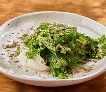 Зеленый Super green салат