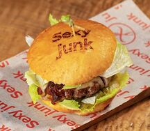 Чизбургер с козьим сыром