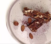 Батончик из орехов и сухофруктов Vegan