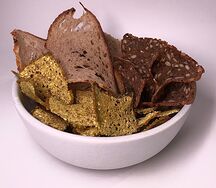 Чипсы из ремесленного хлеба