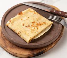 Блин я яблоком и клюквой