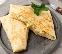 Блин с капустой и яйцом