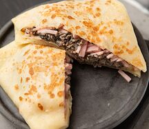 Блин с ветчиной и грибами