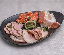 Мясная домашне-итальянская тарелка