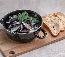 Мидии в сливочном соусе