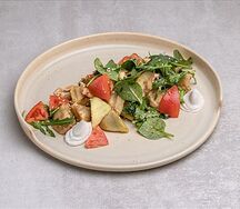 Салат из хрустящих баклажанов с творожным сыром