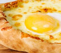 Хачапури по-аджарски