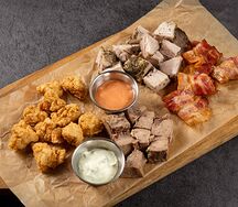 Мясные деликатесы