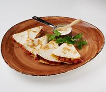 Кесадилья с курицей