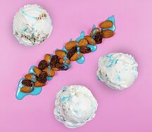 Мороженое БлюКрим с голубой сгущенкой