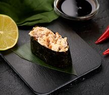 Гункан спайси с угрем