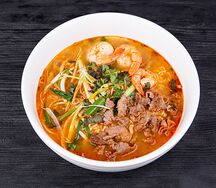 Cуп-лапша с говядиной и креветками