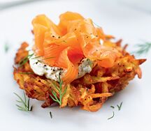 Драники с рикоттой и красной рыбой