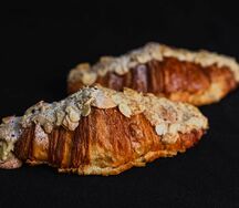 Круассан Миндальный