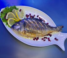 Рыба дорадо на углях