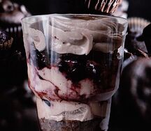 Трайфлы шоколадные с вишней