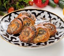 Булочка с маком