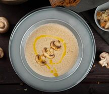 Суп сливочный с курицей и грибами