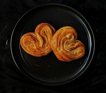 Плюшка с сахаром