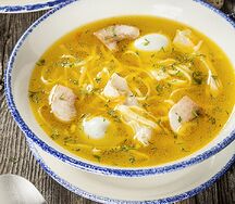 Домашний суп-лапша с курицей и грибами
