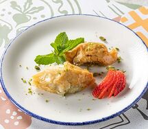 Пахлава с грецким орехом