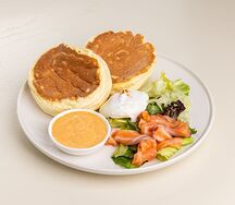 Панкейки с лососем
