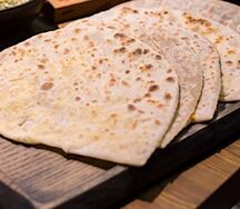 Кутабы с сыром и зеленью