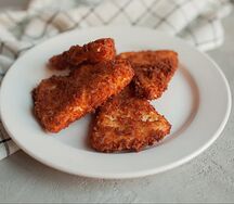Сырные треугольники из сулугуни в панировке