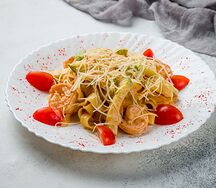 Феттучини с креветкой