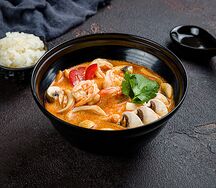 Том ям с креветками