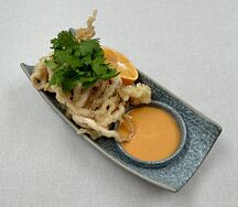 Командорские кальмары фри с соусом том ям