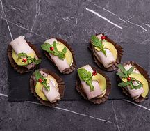 Сет Рулетики Мясные с авокадо