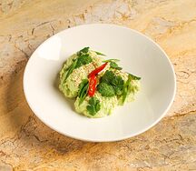 Цветная капуста с соусом васаби