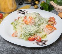 Салат Цезарь с креветками