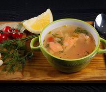 Уха по-царски с семгой