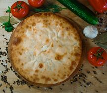 Хачапури с сыром сулугуни