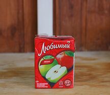 Любимый Яблоко