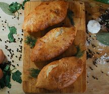 Пирожок с картошкой