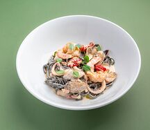 Черная паста с морепродуктами