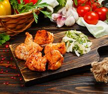 Шашлык из филе куриного бедра