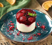 Тарталетка с малиной и белым шоколадом