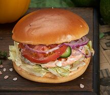 Бургер с треской и лососем